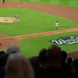 Milwaukee buscará el título en Tampa con ventaja de 2-0