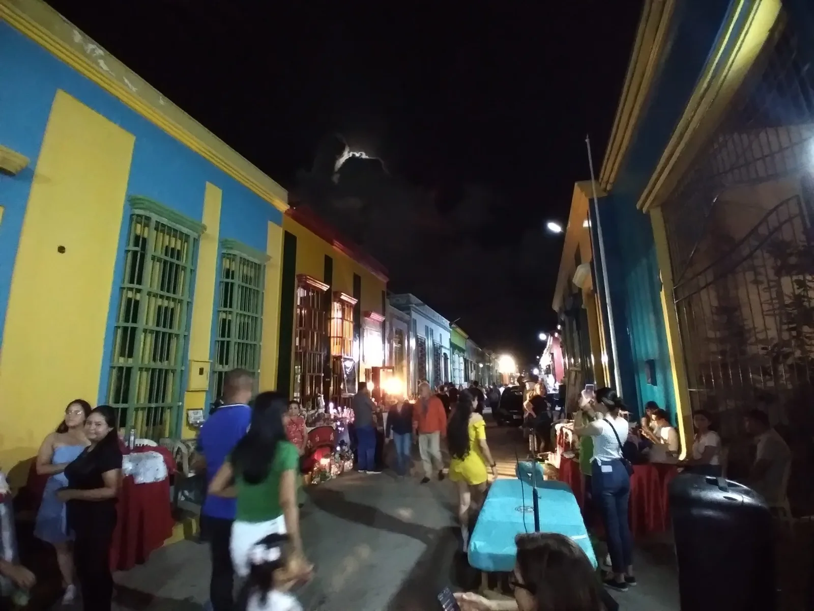 Emprendedores inauguran Navidades Zulianas con Expoferia Artesanal 2023
