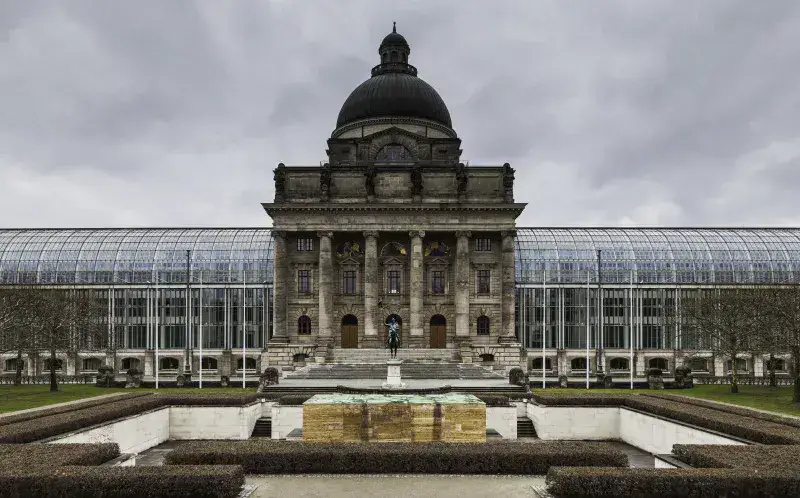 File:Gobierno Estatal de Bavaria, Múnich, Alemania, 2013-02-03, DD 04.JPG