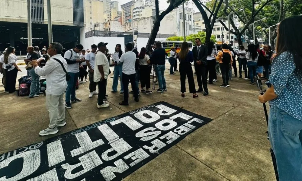 Liberan a cinco militares recluidos en la cárcel de Ramo Verde