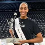 A'ja Wilson hace historia con tres MVP seguidos y cinco premios