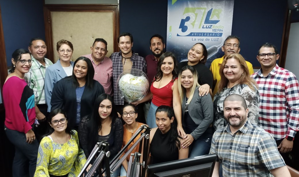 LUZ Radio arriba a su 32 aniversario
