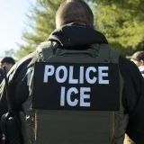 Activistas piden romper acuerdo de Doral con ICE