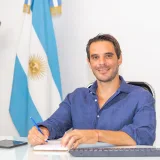 Los Passaglia llevan a San Nicolás su apuesta presidencial para 2027