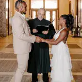 La gimnasta Simone Biles se casa con Jonathan Owens