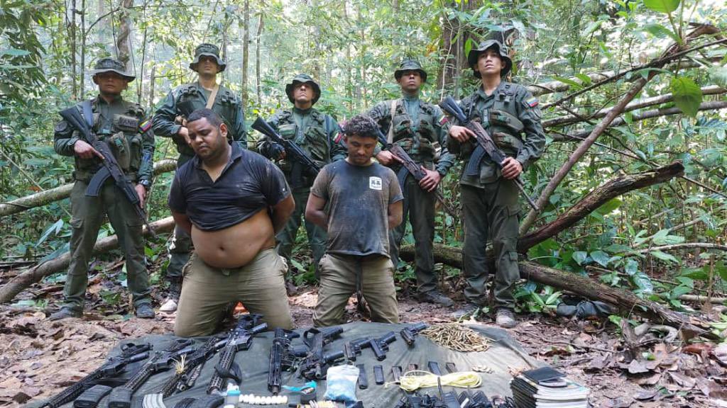 Captura de FANB a dos integrantes de «Las 3 R» con arsenal en Bolívar