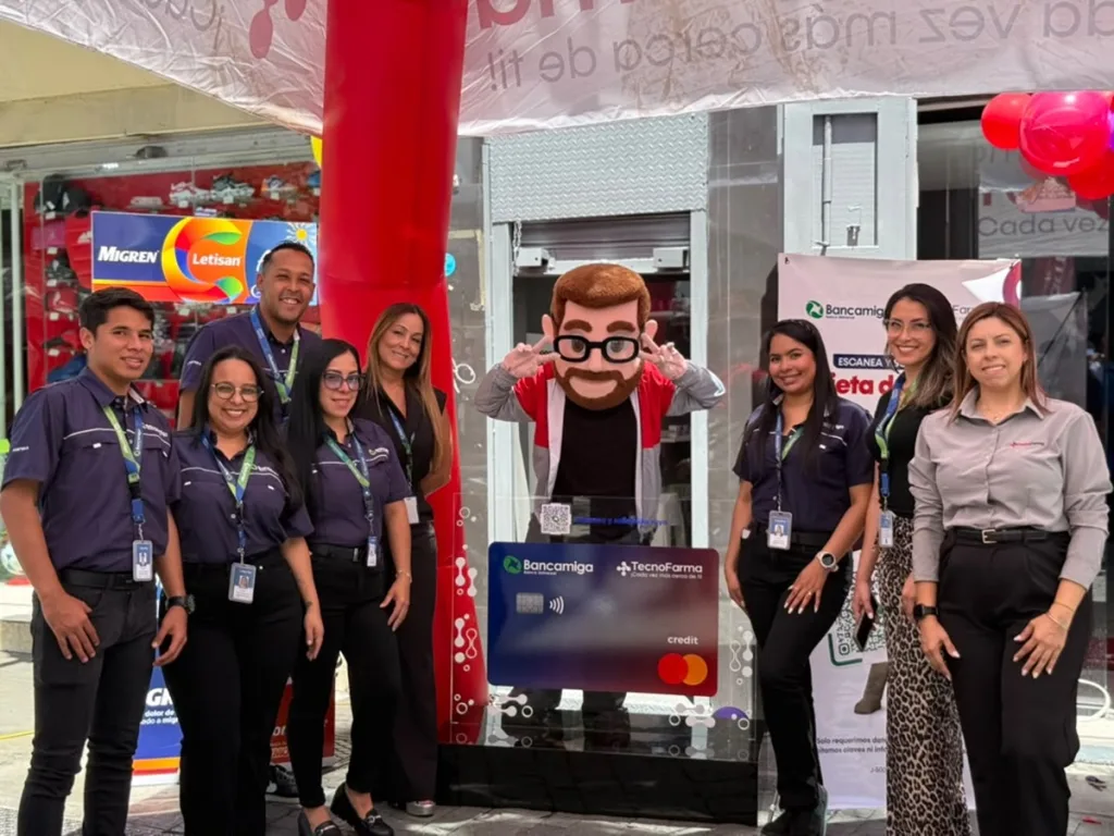 Bancamiga y TecnoFarma activan tarjeta de crédito cerrada