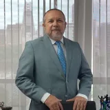 Gremio comercial pide tres gabarras para sumar 1.500 MW