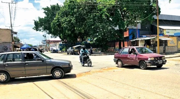 Vecinos de La Isabelica piden reparar la vialidad