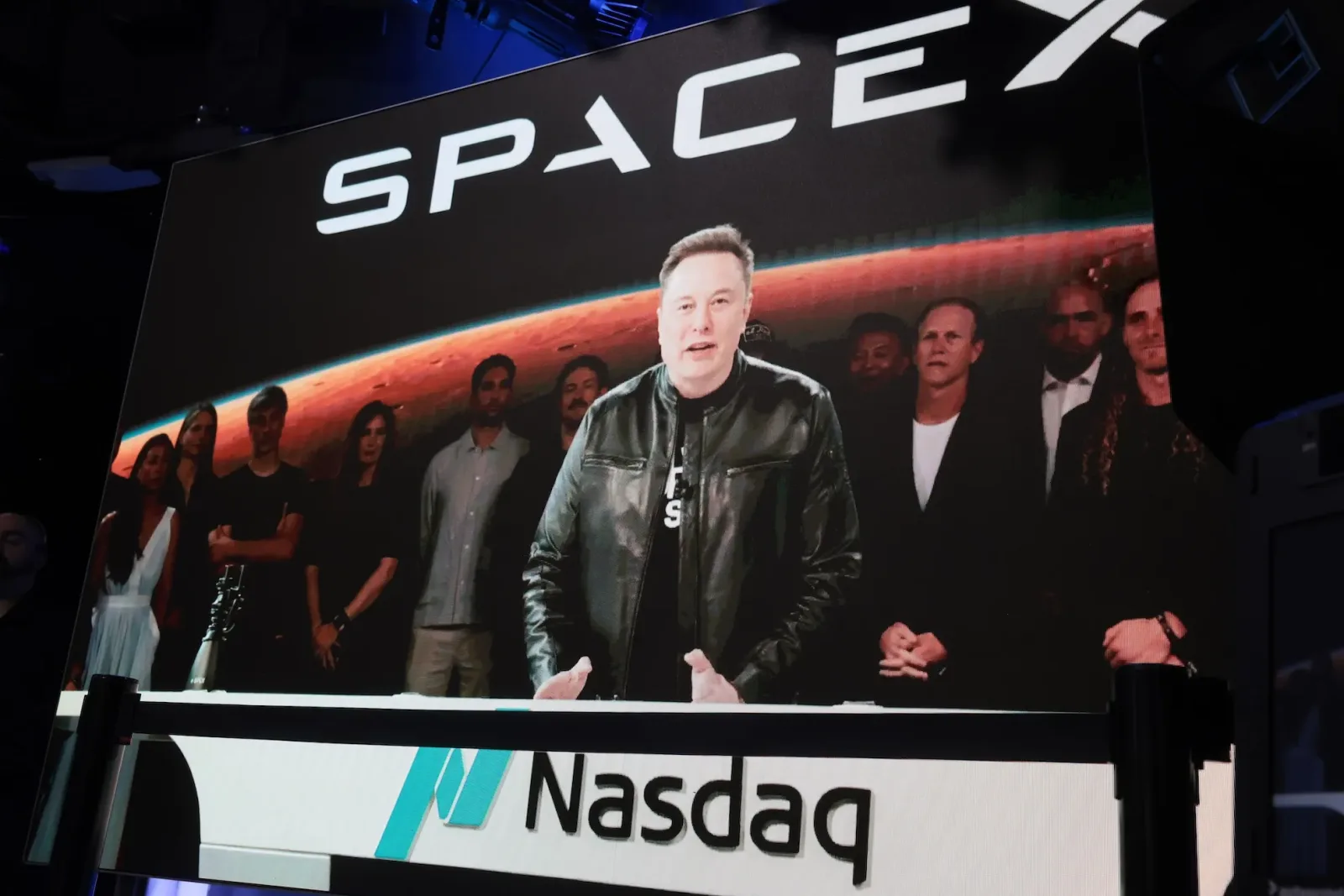 Musk promete regalar una acción de SpaceX a cada niño en EE UU