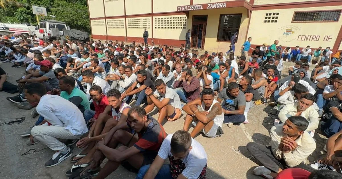 Exigen pagos de hasta 100 dólares a familiares de presos en recintos