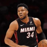 Giannis Antetokounmpo siembra dudas sobre su futuro en Miami