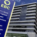 Cuatro periodistas de la EBC avanzan en premio de salud