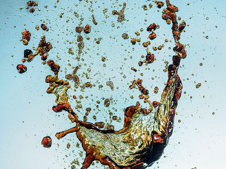 El consumo excesivo de refrescos light puede aumentar el riesgo de enfermedad hepática, afirman los investigadores