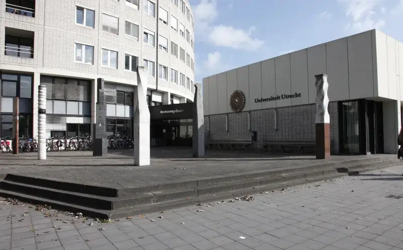 File:Bestuursgebouw Universiteit Utrecht.jpg