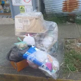 Vecinos denuncian retardo en la recolección en Ciudad Varyna