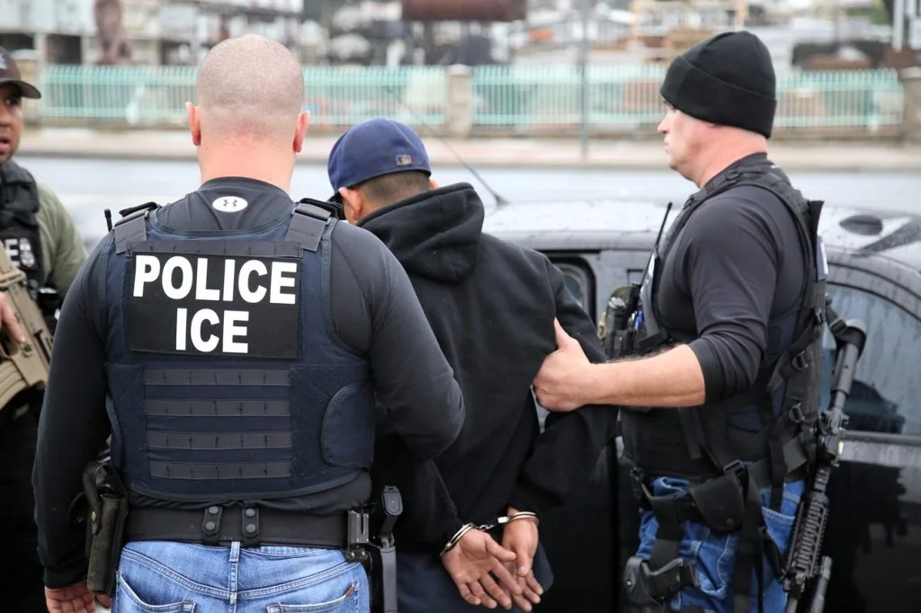 Un informe cifra en 980.000 las deportaciones de Trump