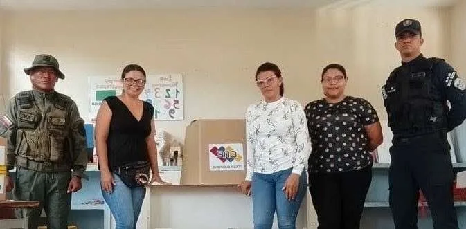 Mesas de votación sin incidentes en Maracaibo para la Consulta