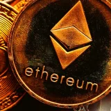 XRP se mantiene frágil pese a datos de adopción en red
