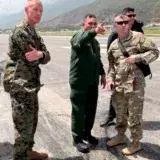 Ingenieros militares evalúan daños en Maiquetía tras los terremotos del 24 de junio
