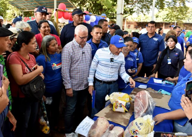 Mercados Populares de la Gobernación recorren el Zulia con subsidios hasta de 50%