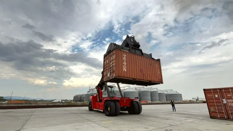Bolipuertos y Venexporta pactan estrategia para agilizar carga