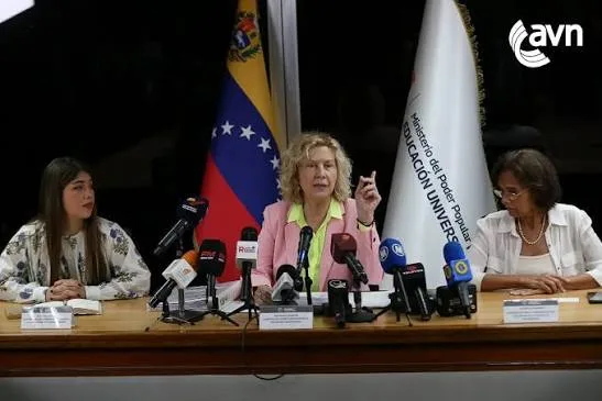 Gobierno abre consulta para nueva Ley de Universidades