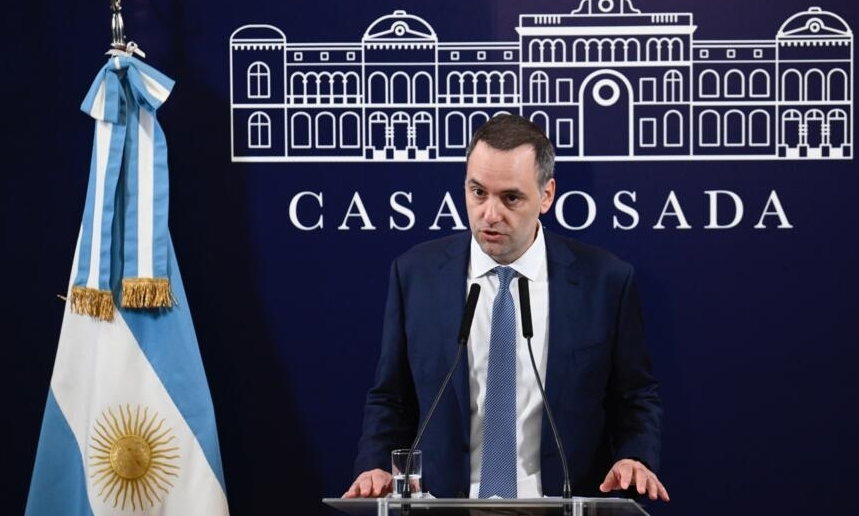 Gobierno de Milei prepara paquete económico para "evitar hiperinflación"