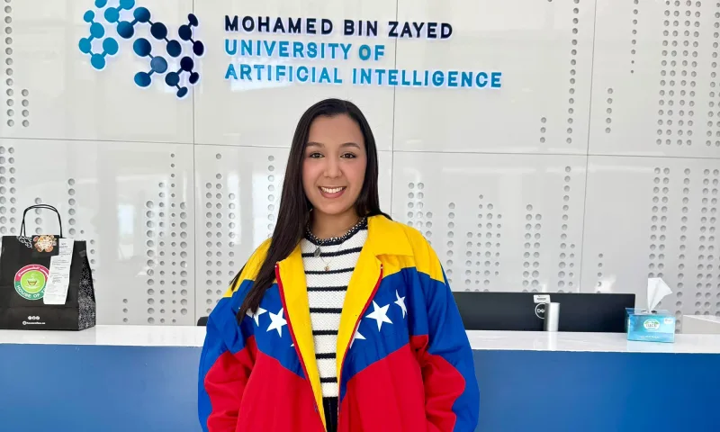 Valeria Revilla, de Maracaibo, obtiene beca para IA en Abu Dabi