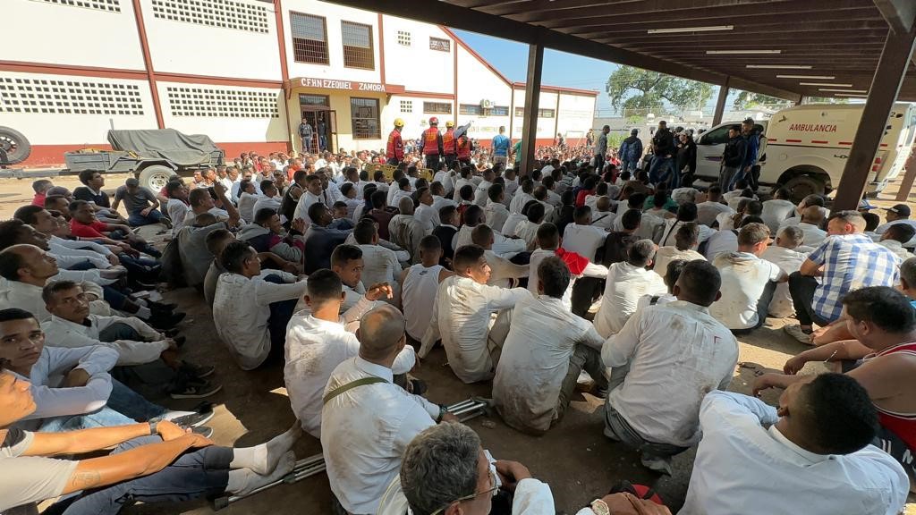 El Gobierno tomó la cárcel de Tocorón y desalojó a reos