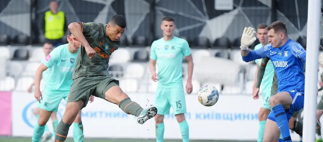 Kevin Kelsy anotó en el triunfo del Shakhtar ante el Kolos