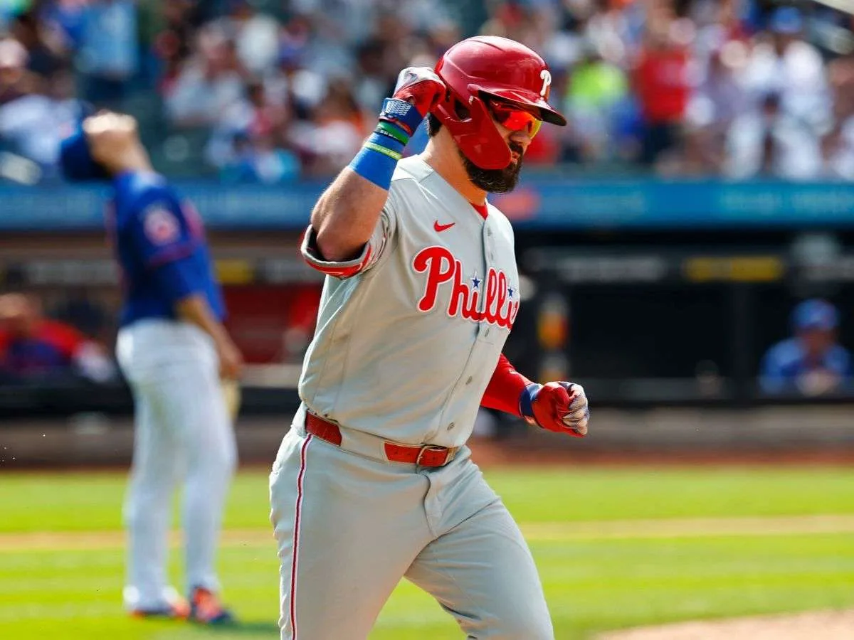 Schwarber llega primero a 30 jonrones en triunfo de Filadelfia