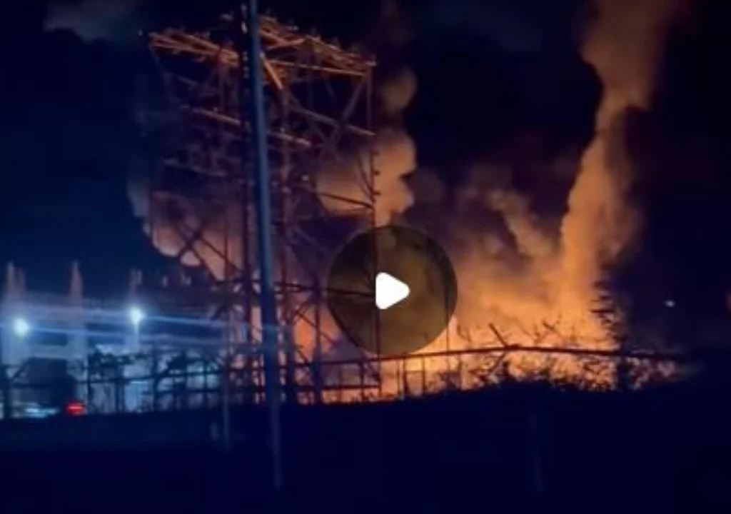 Se incendió una fosa de petróleo en Lagunillas