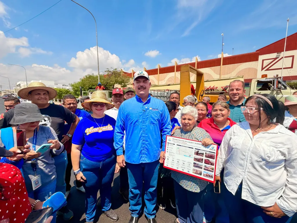 Despliegan plan vial en Maracaibo con 11 mil toneladas de asfalto