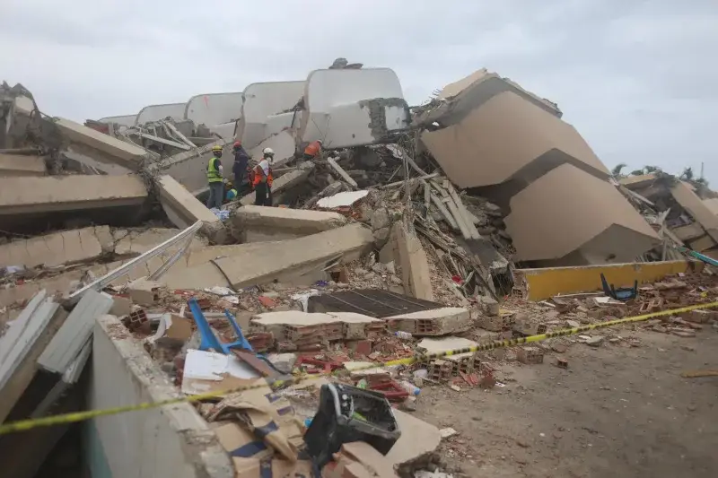 Cifras del sismo del 24 de junio: 4.333 muertos y miles
