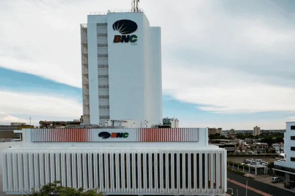 BNC moderniza su red de agencias con nueva imagen