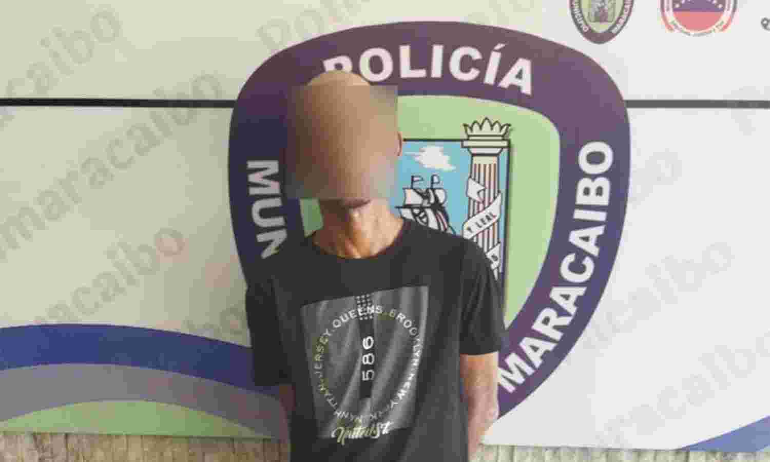 Detienen a sujeto por golpear salvajemente a su pareja en Motocross