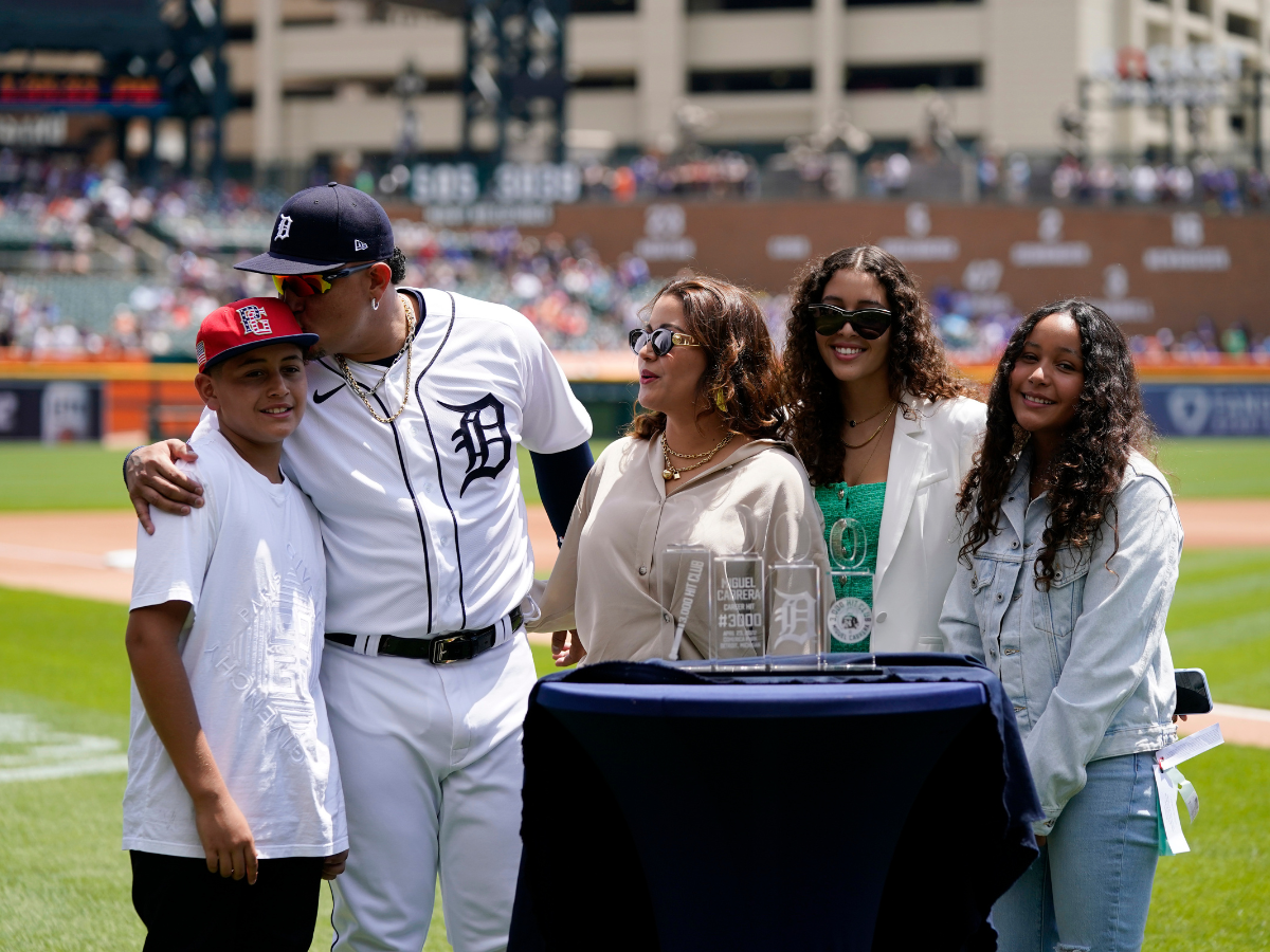 Miggy festeja cuarenta años