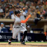 Thairo Estrada rinde un mundo con los Gigantes