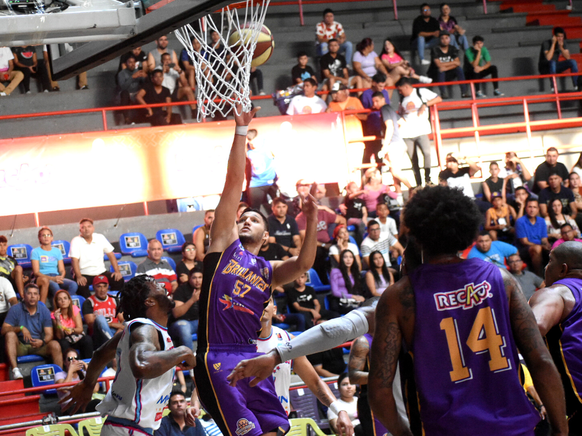 Brillantes clasificó a los playoffs de la SPB