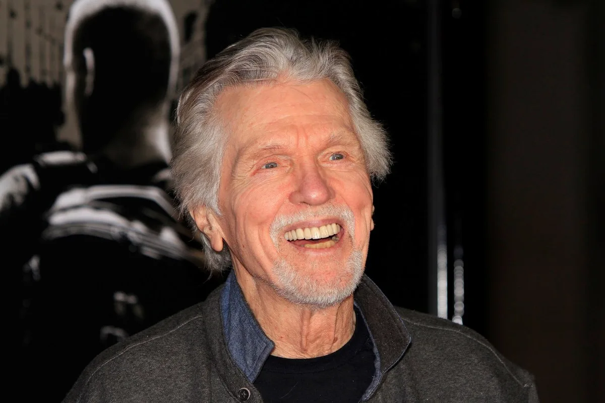 Muere a los 93 años Tom Skerritt, rostro de Alien y Top Gun