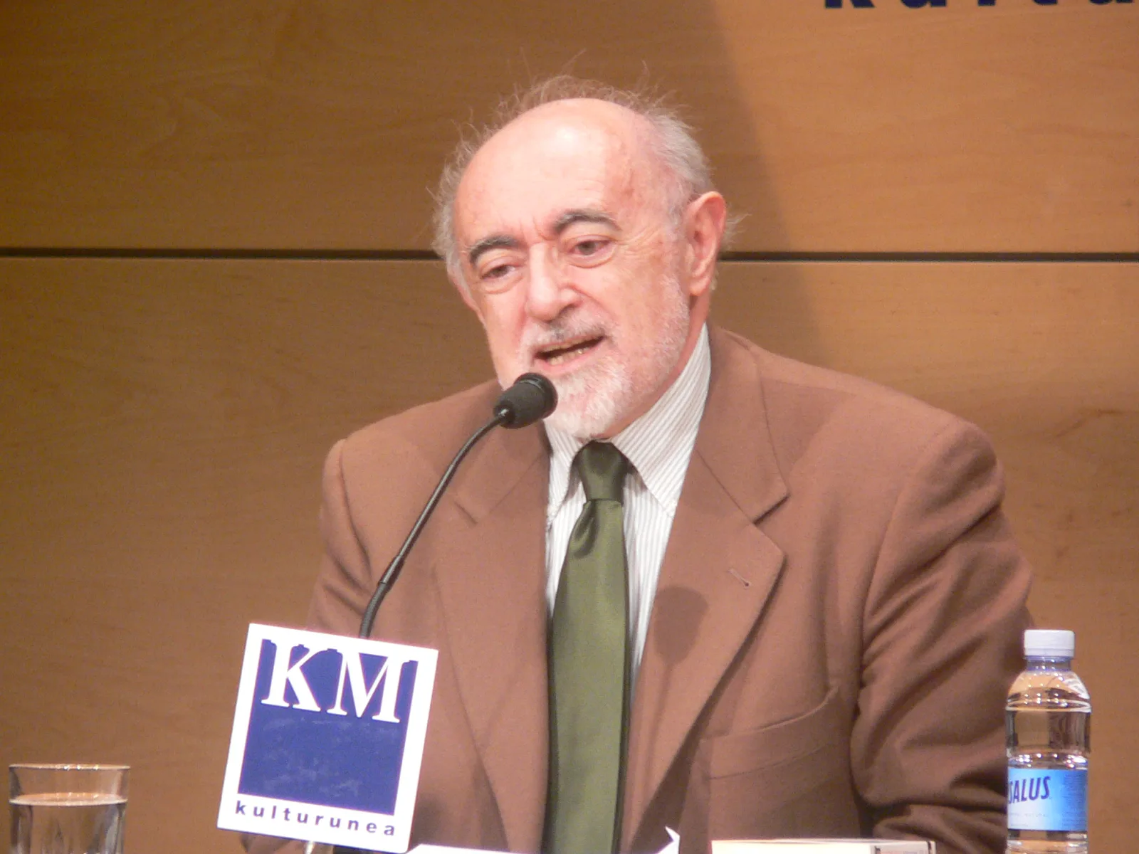 Carlos García Gual