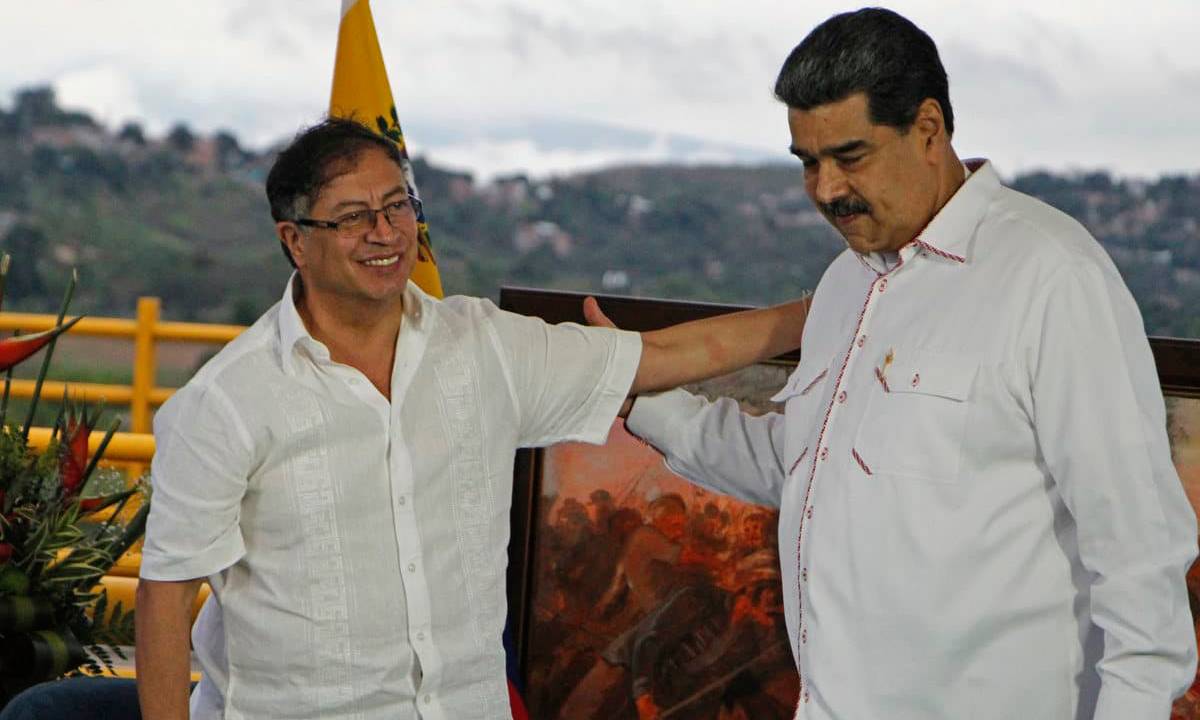 Analista Carlos Blanco advierte de "un plan entre Maduro y Petro"
