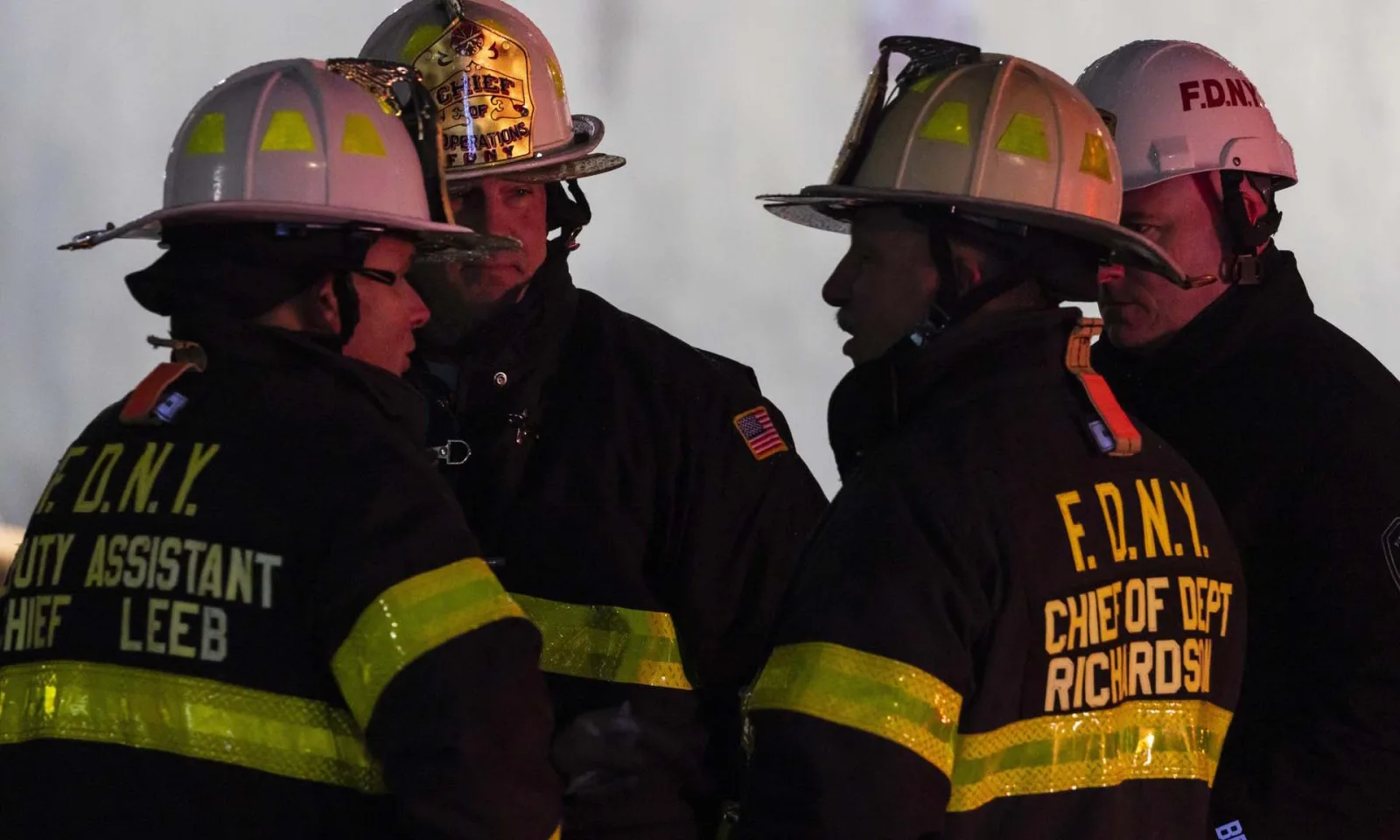 Una mujer y sus hijas de 8 y 10 años mueren en incendio en Nueva York