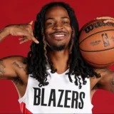 Ja Morant abrirá la temporada de Portland como suplente