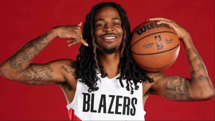 Ja Morant abrirá la temporada de Portland como suplente