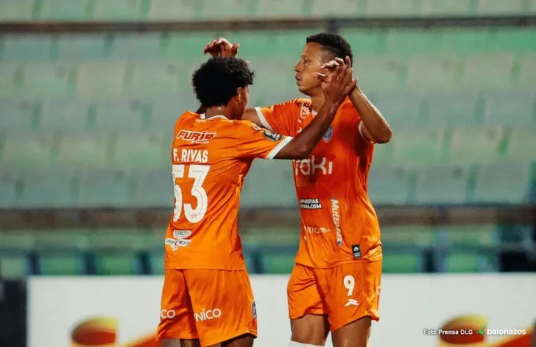 La Guaira avanza a cuartos tras vencer 3-0 al Aragua