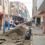 File:Reparación del alcantarillado en Villa Señor de los Milagros.jpg