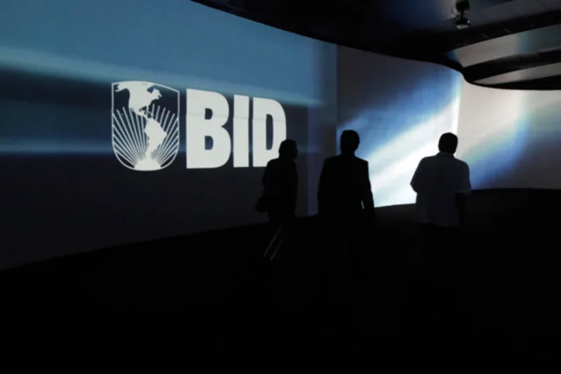 BID prevé primer desembolso para Venezuela de US$2.000 millones