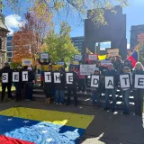 Migrantes exigen cronograma electoral desde 17 países del mundo